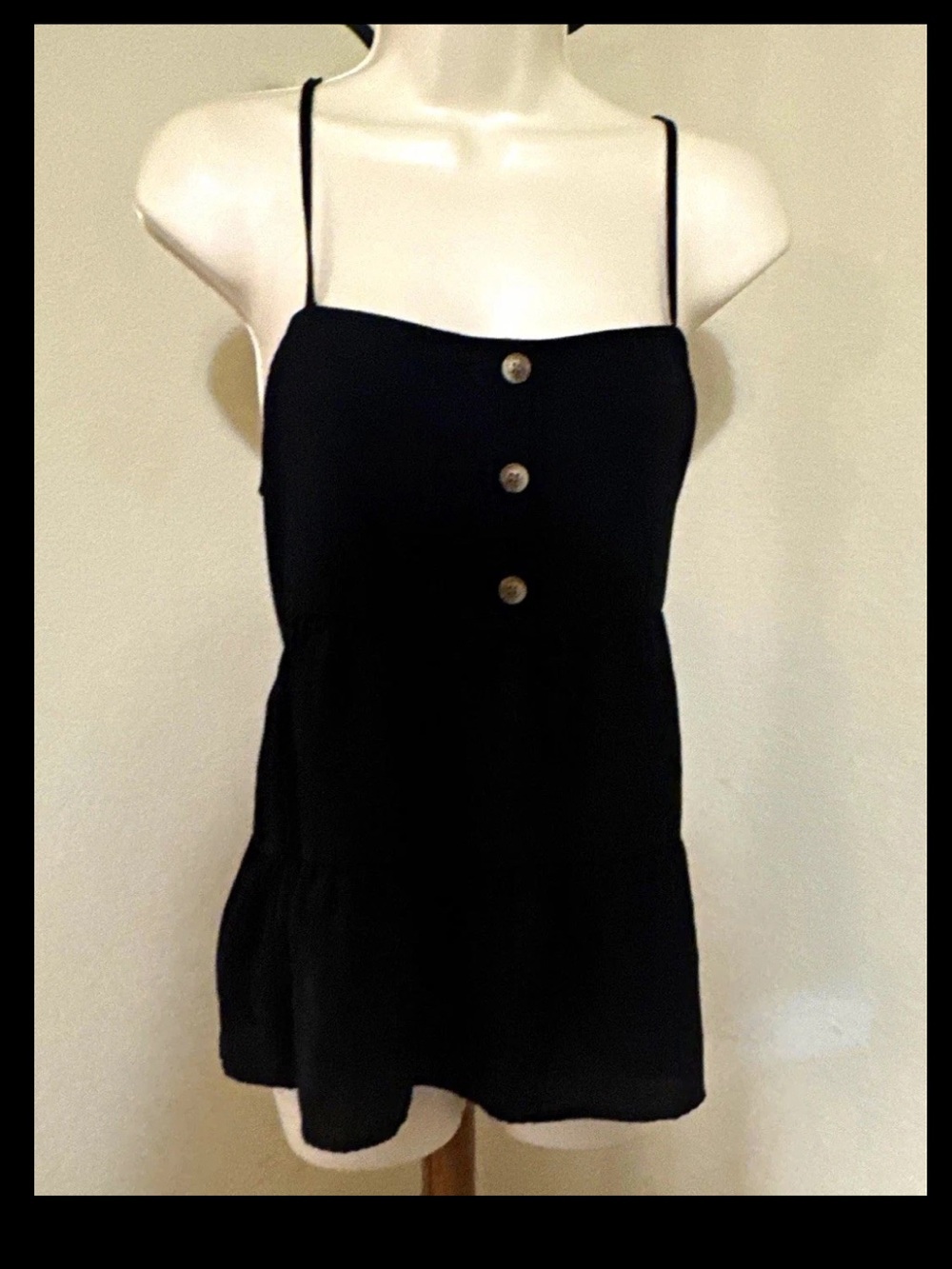 Women’s Black Spaghetti Strap Square Neck Button Front Tiered Tank Top M